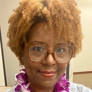 Meet your Posher, Lisa